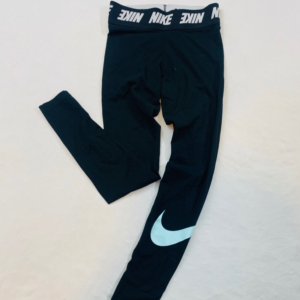Women’s leggings size small